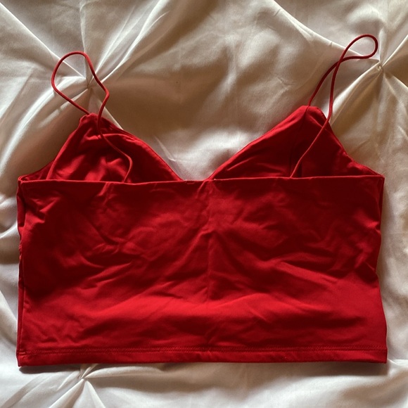 Red Bungee Strap Cropped Tank - Picture 2 of 2
